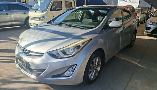 Hyundai • Elantra