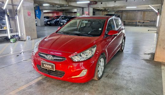 Hyundai • Accent