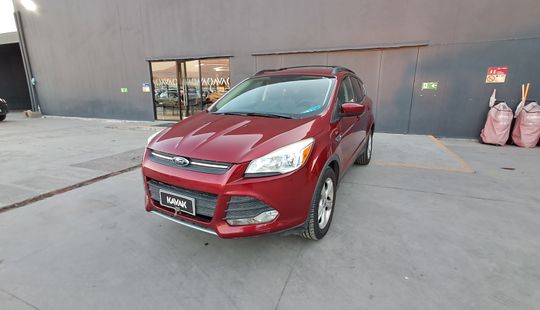 Ford • Escape