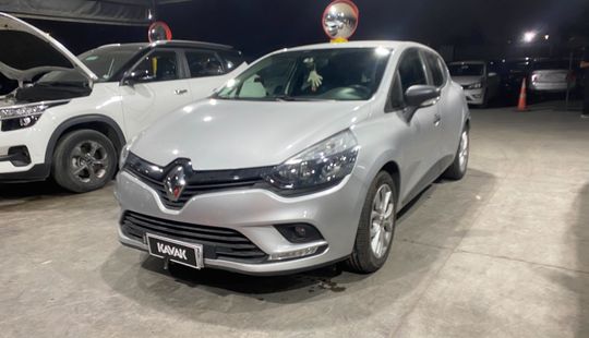 Renault • Clio