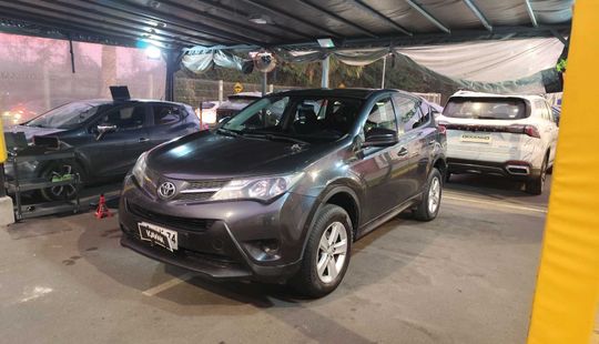Toyota • RAV4