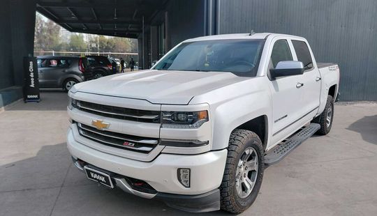 Chevrolet • Silverado