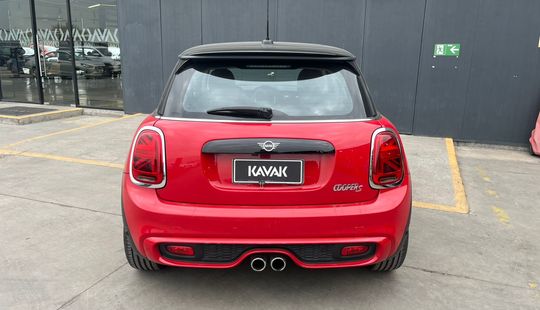 Mini • Cooper