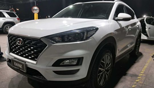 Hyundai • Tucson