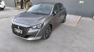 Peugeot • 208