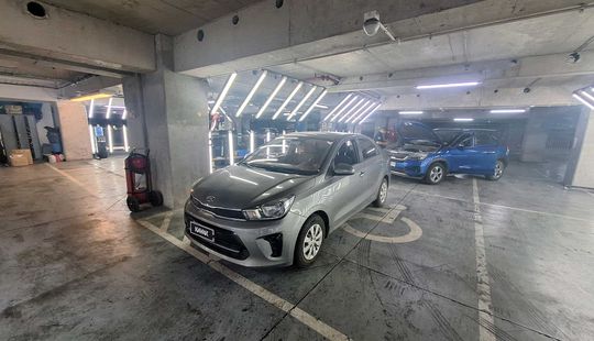 Kia • Soluto