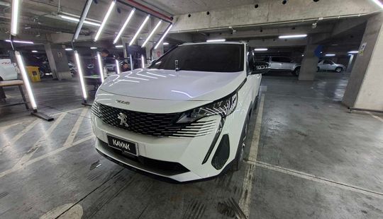 Peugeot • 3008