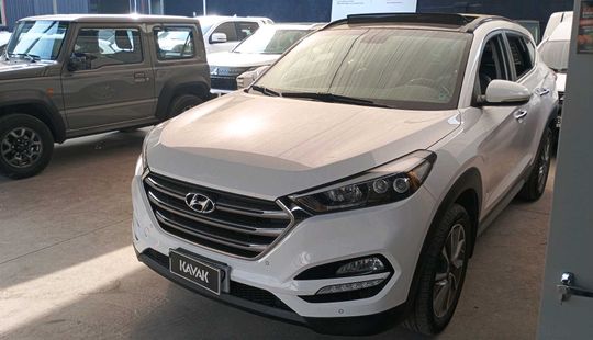Hyundai • Tucson