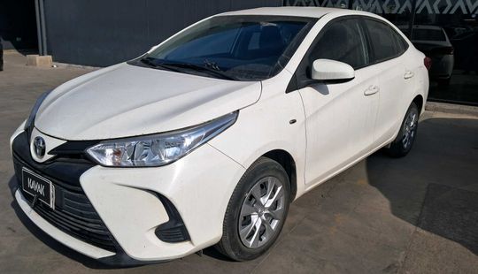 Toyota • Yaris