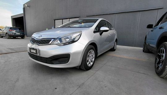 Kia • RIO 4
