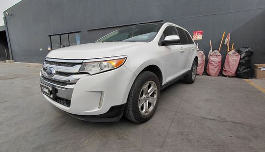 Ford • Edge