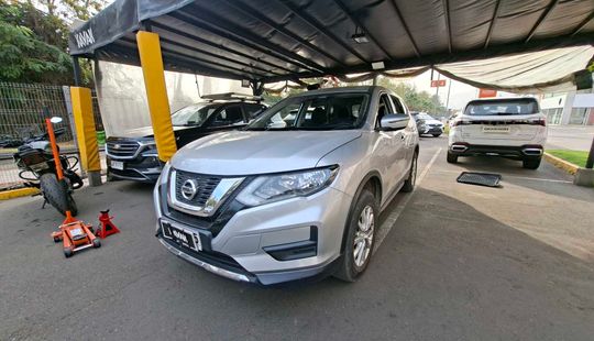 Nissan • X-Trail