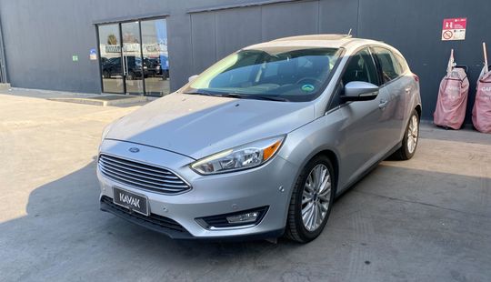 Ford • Focus