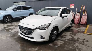 Mazda • Mazda 2
