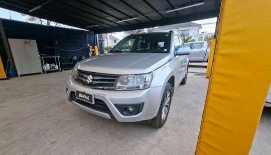 Suzuki • GrandNomade