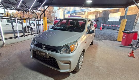 Suzuki • Alto