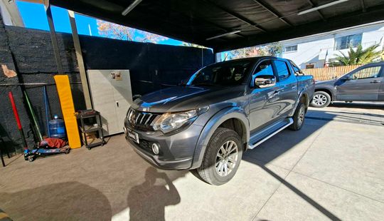Mitsubishi • L200