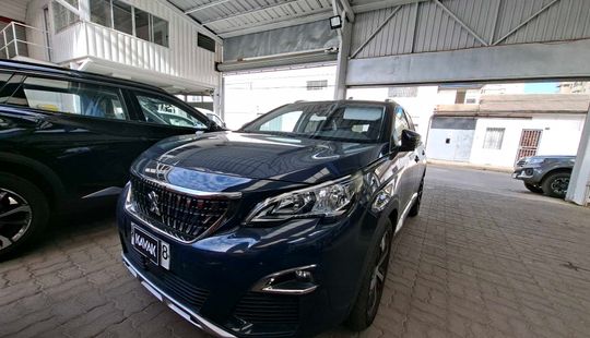 Peugeot • 3008