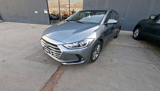Hyundai • Elantra