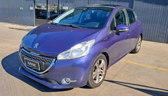 Peugeot • 208
