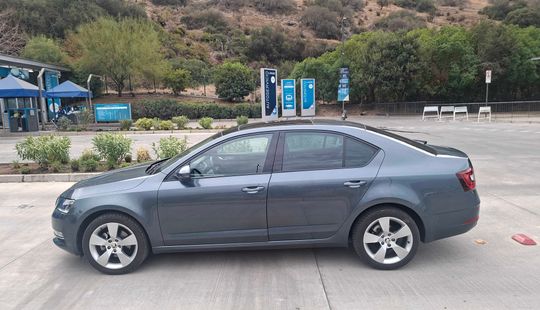 Skoda • Octavia