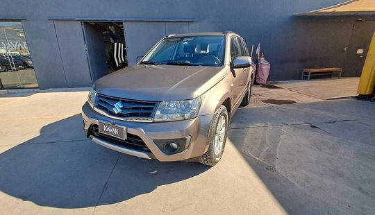 Suzuki • GrandNomade