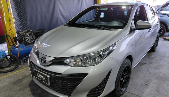 Toyota • Yaris