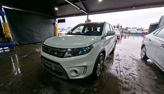 Suzuki • Vitara