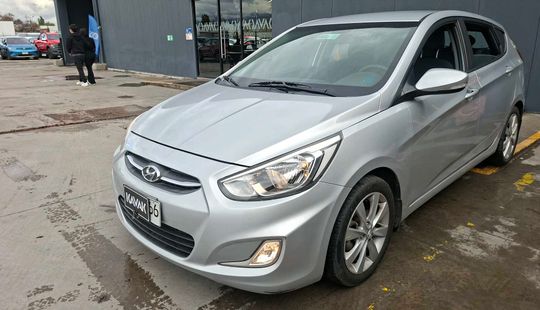 Hyundai • Accent