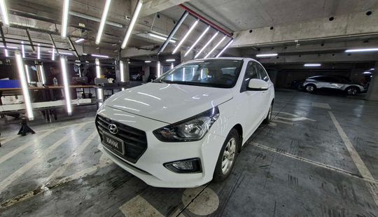 Hyundai • VERNA