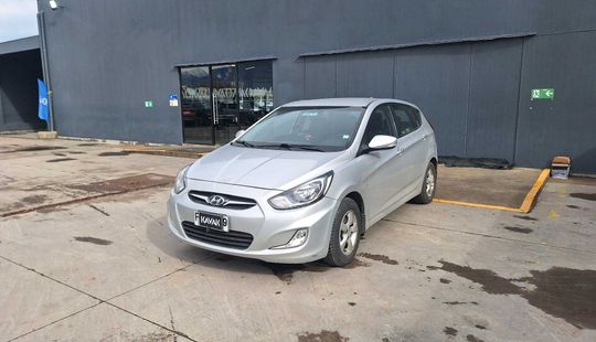 Hyundai • Accent