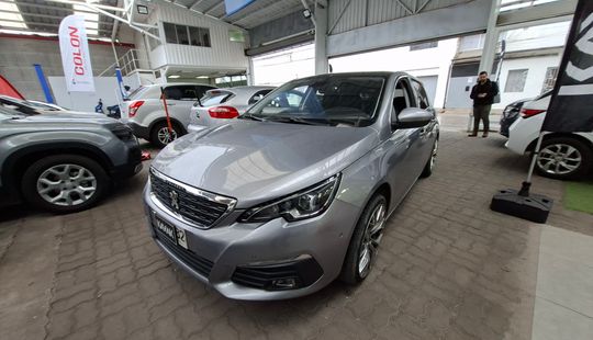 Peugeot • 308
