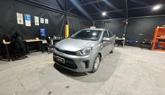Kia • Soluto