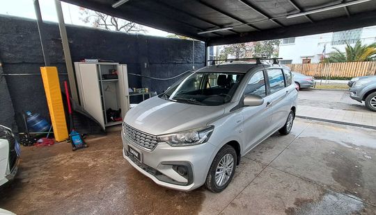 Suzuki • Ertiga