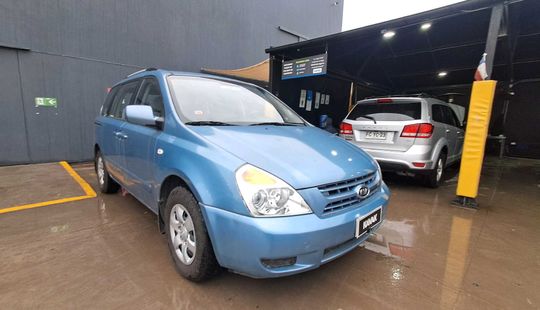Kia • Carnival