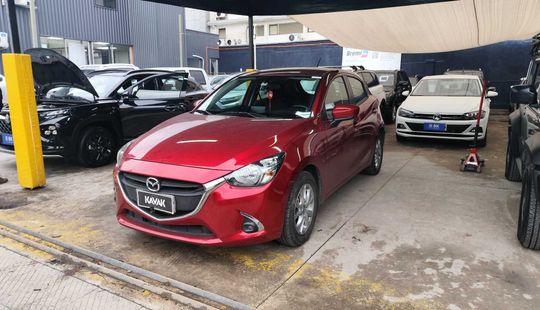 Mazda • Mazda 2