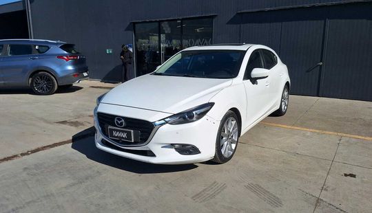 Mazda • Mazda 3