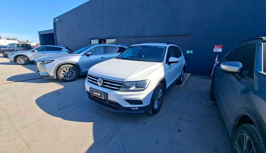 Volkswagen • Tiguan