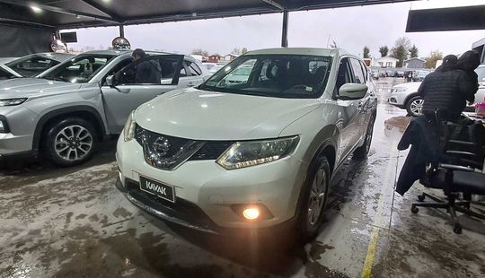Nissan • X-Trail