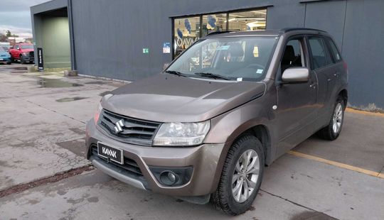 Suzuki • GrandNomade