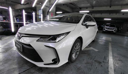 Toyota • Corolla