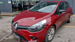 Renault • Clio