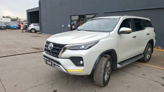 Toyota • Fortuner