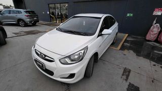 Hyundai • Accent