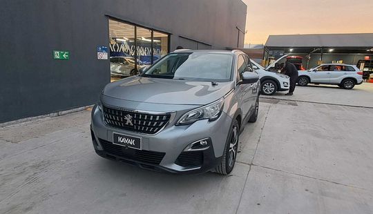 Peugeot • 3008