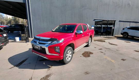 Mitsubishi • L200