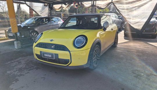 Mini • Cooper