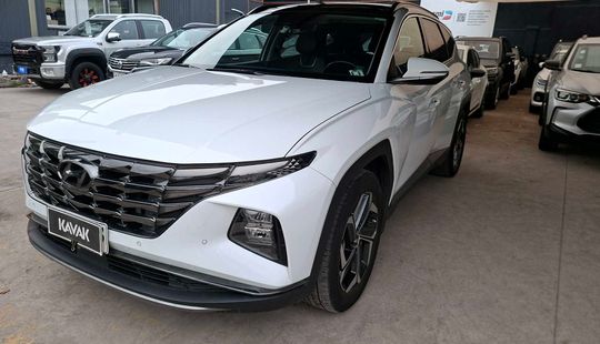 Hyundai • Tucson