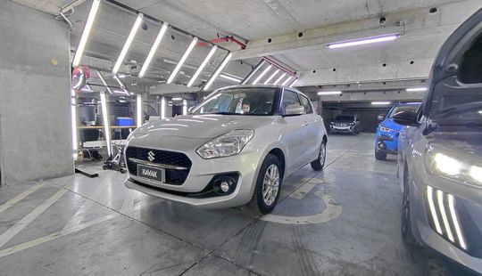 Suzuki • Swift