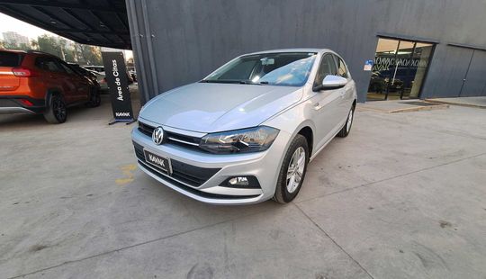 Volkswagen • Polo